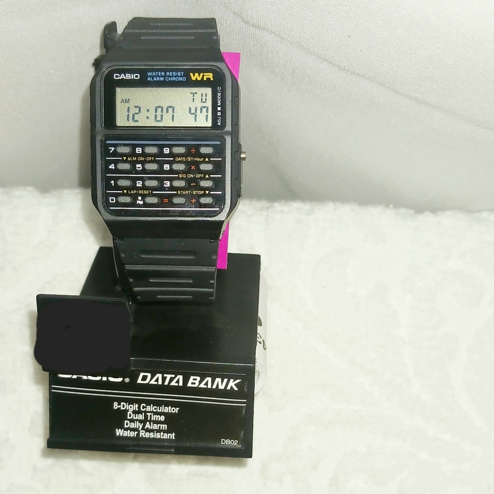 NWT Unisex Casio Calculator Watch Black. Water Resistant